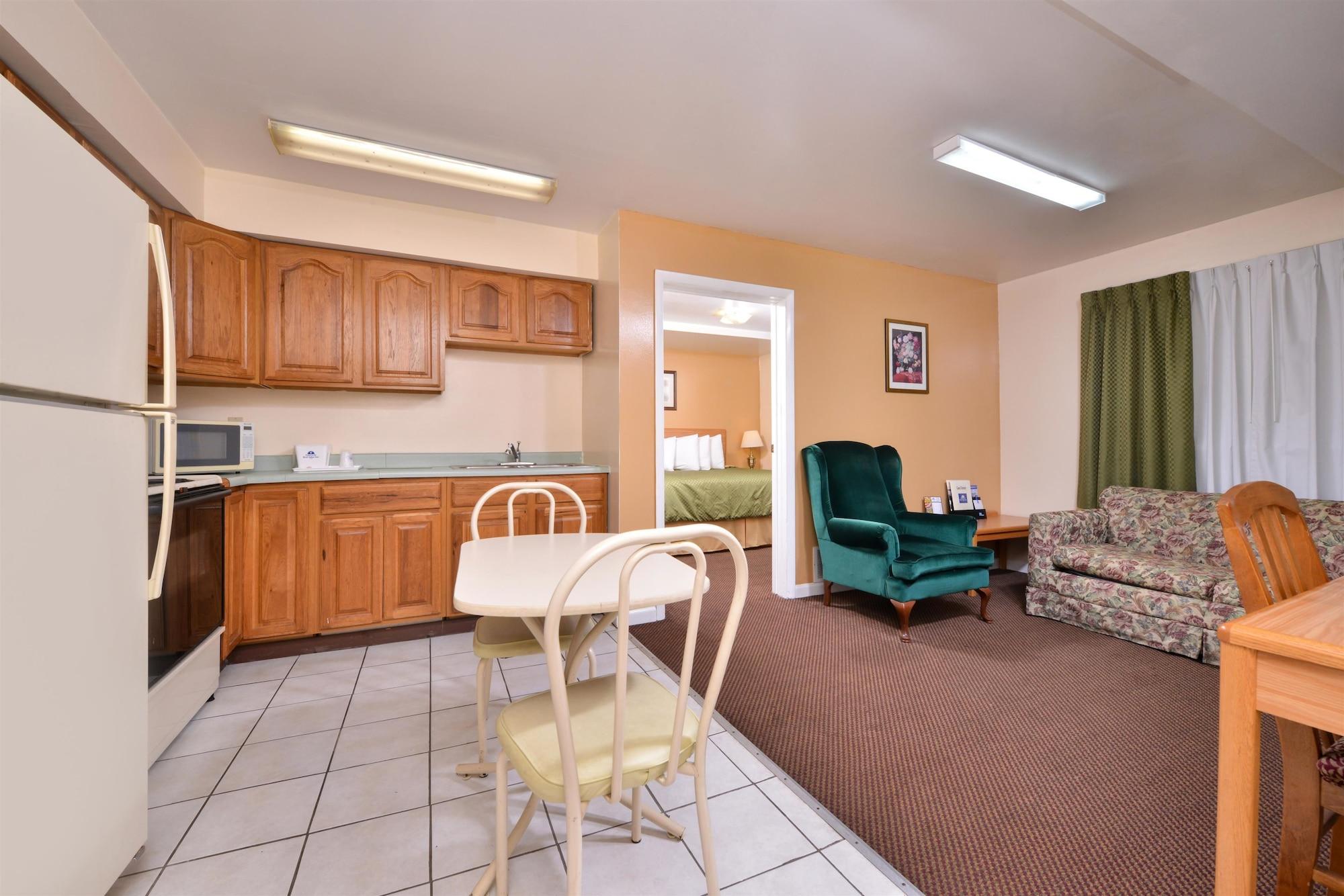 Americas Best Value Inn Jonesville/Hillsdale Extérieur photo
