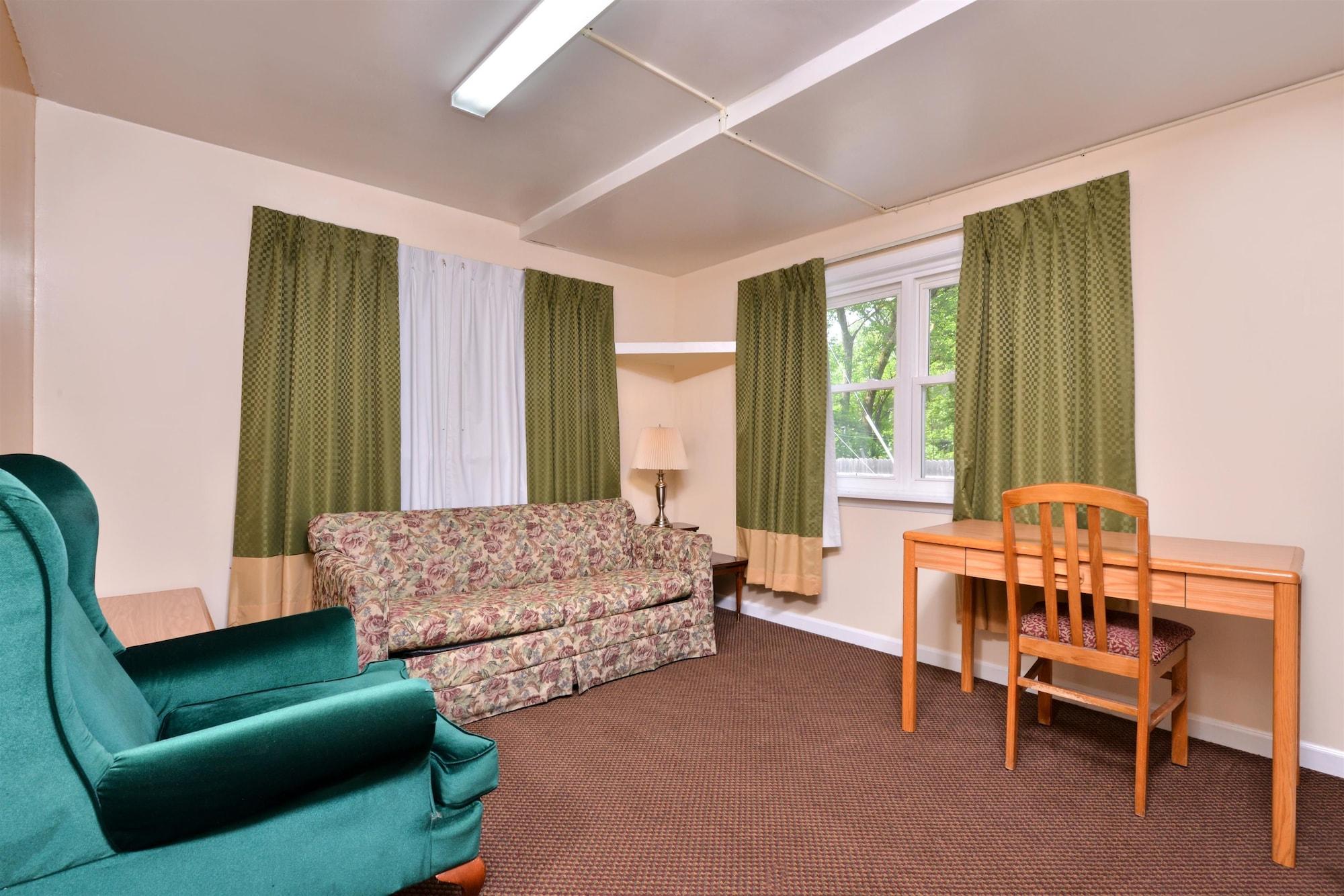 Americas Best Value Inn Jonesville/Hillsdale Extérieur photo