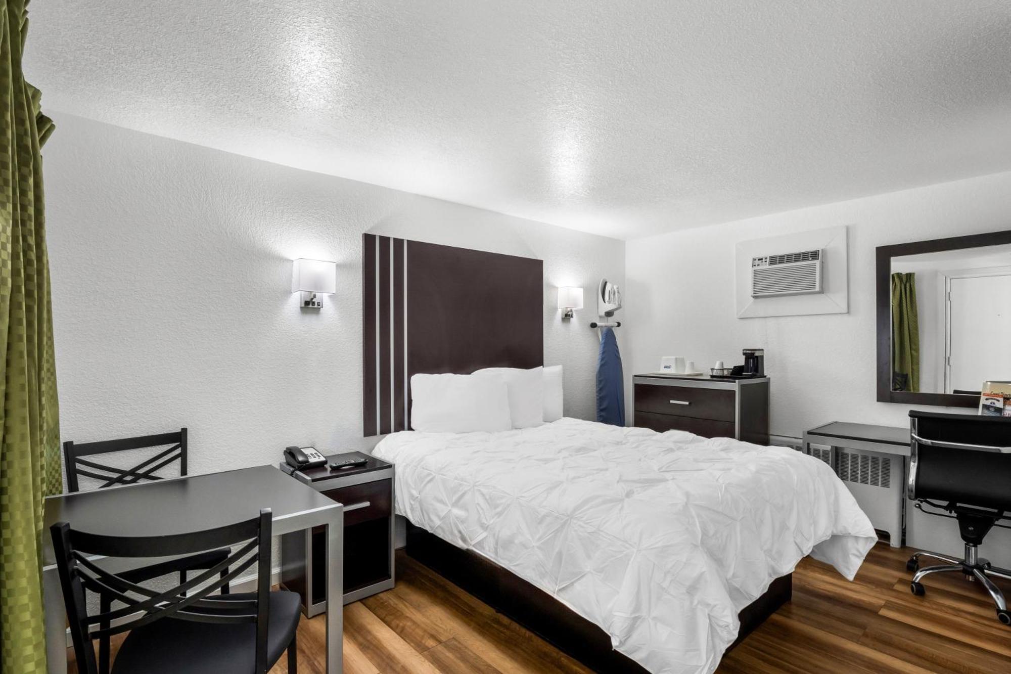 Americas Best Value Inn Jonesville/Hillsdale Extérieur photo