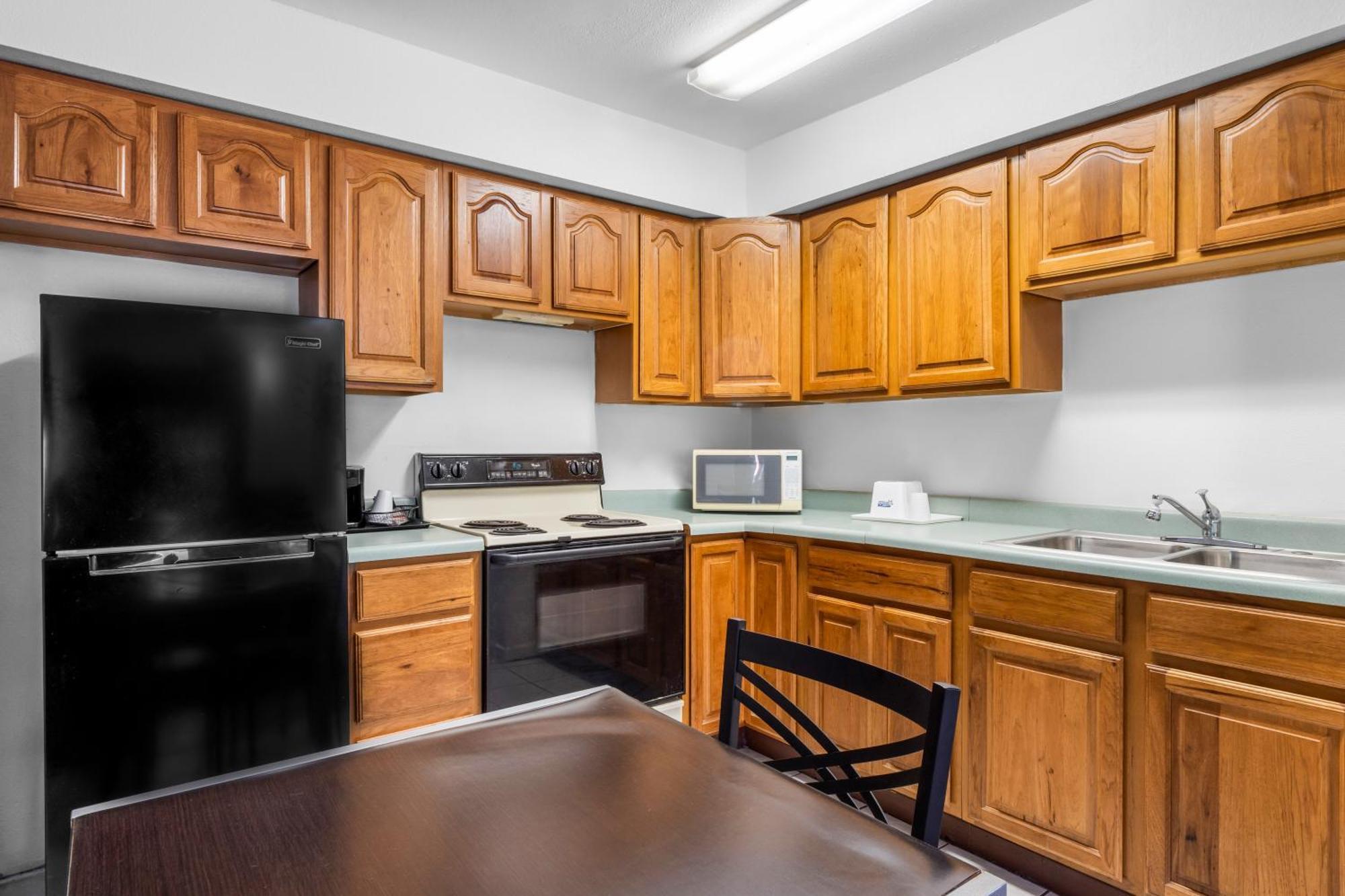 Americas Best Value Inn Jonesville/Hillsdale Extérieur photo