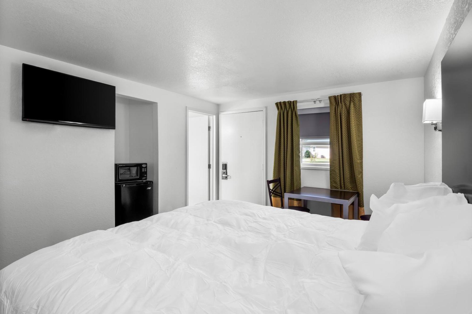 Americas Best Value Inn Jonesville/Hillsdale Extérieur photo