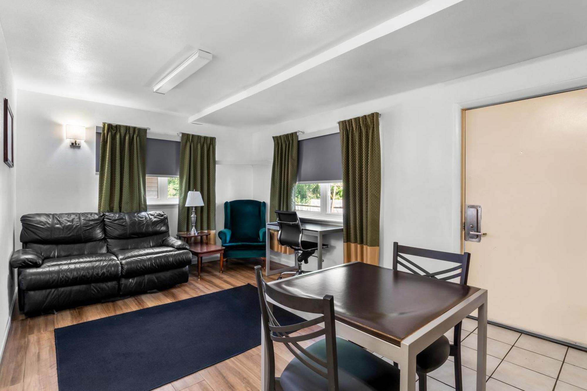 Americas Best Value Inn Jonesville/Hillsdale Extérieur photo