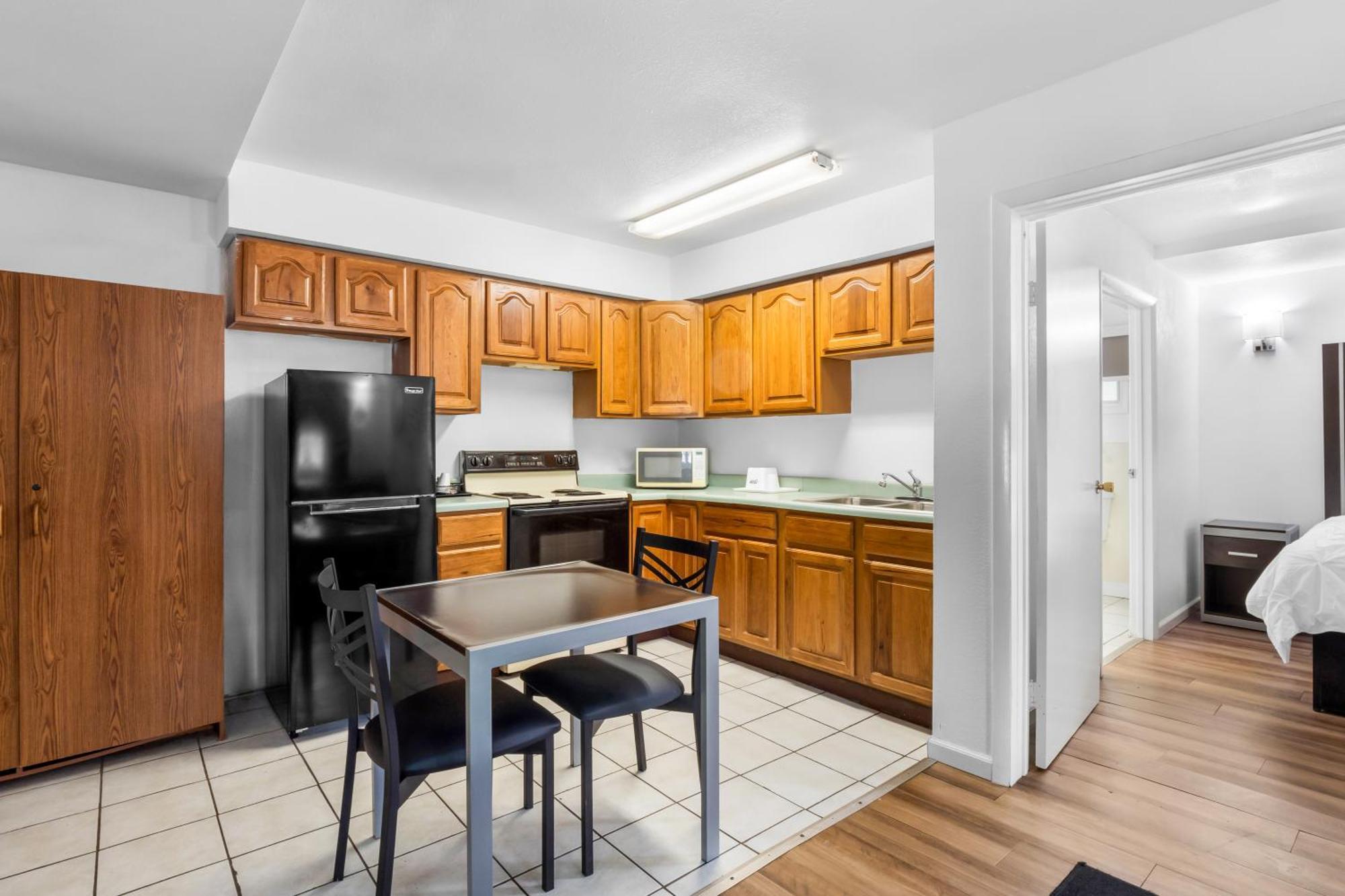 Americas Best Value Inn Jonesville/Hillsdale Extérieur photo