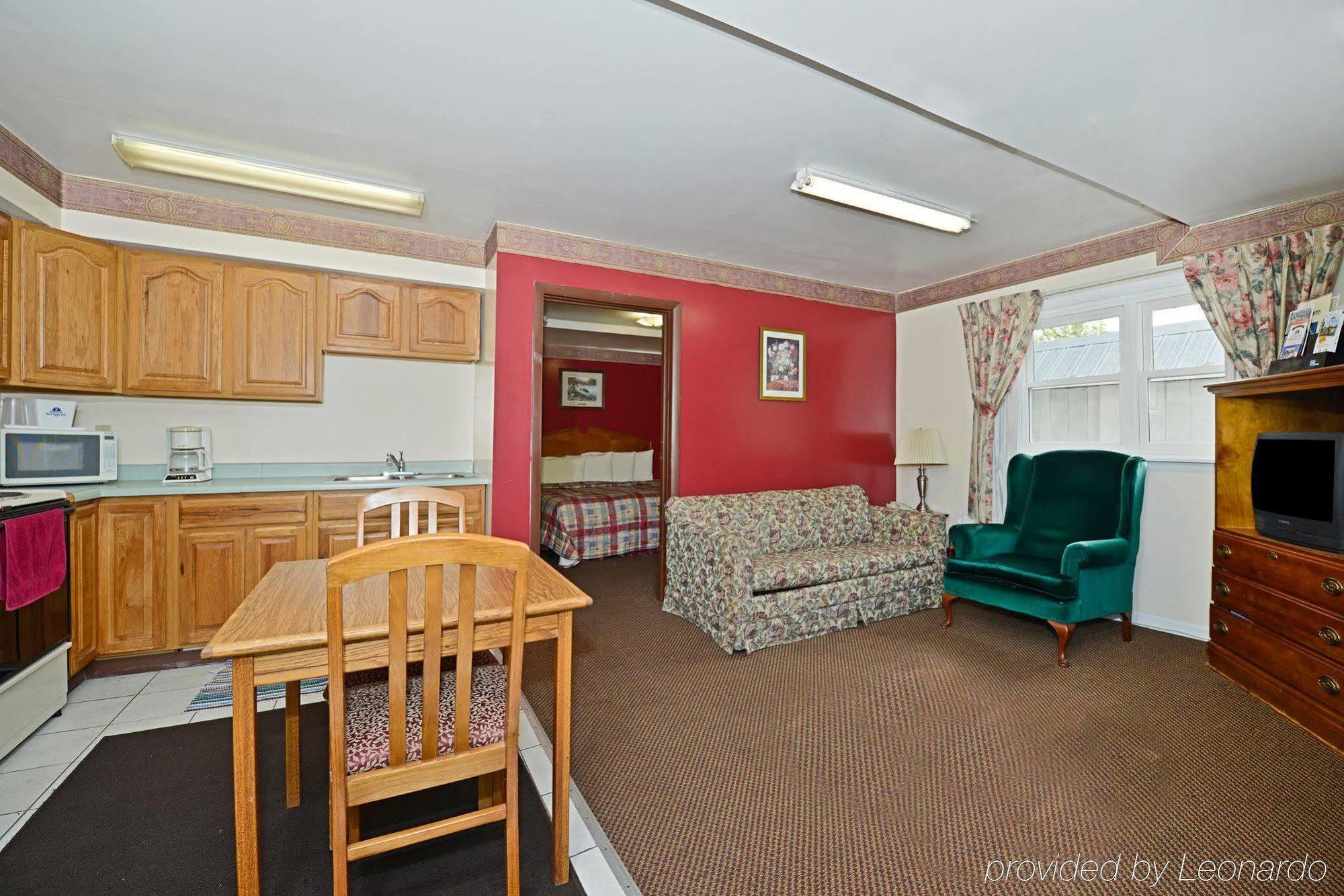 Americas Best Value Inn Jonesville/Hillsdale Chambre photo